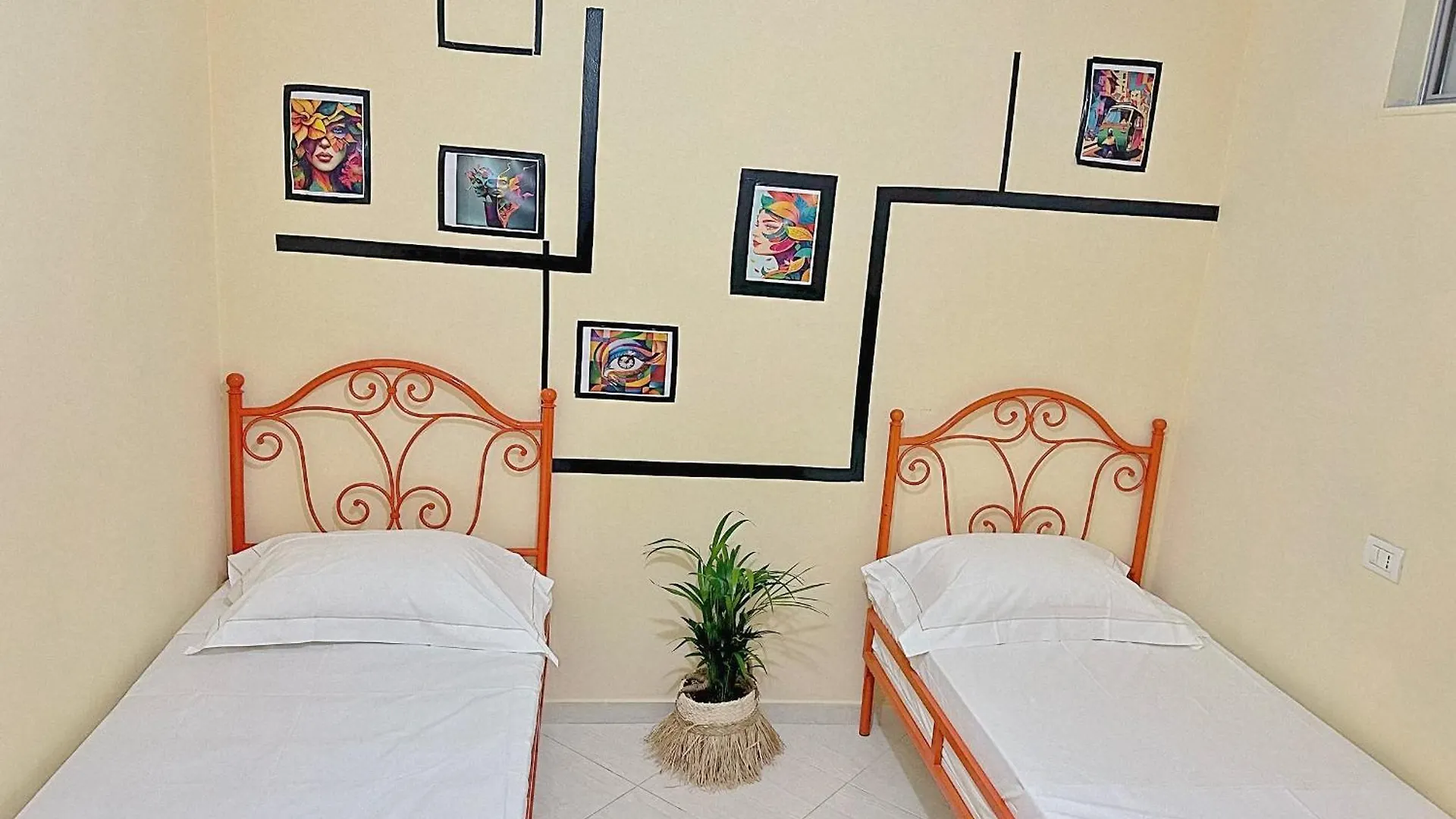Brei Apartment Lungomare فلورا 0*,